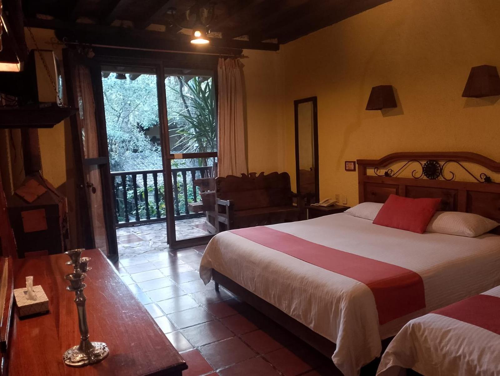 Hotel Hacienda Don Juan Сан-Кристобаль-де-Ла-Касас Экстерьер фото